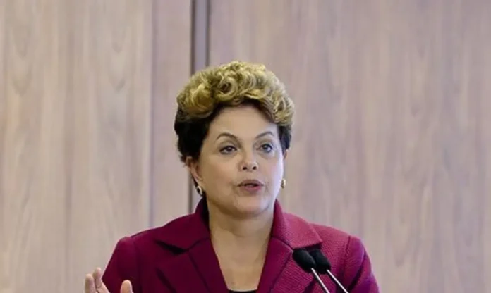 Dilma é Internada em Hospital de Xangai Após Passar Mal